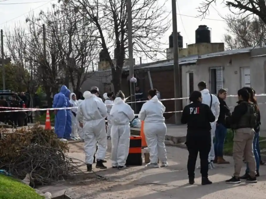 "Era bastante violento con la familia", la descripción que hicieron los vecinos del agresor. Crédito: Flavio Raina