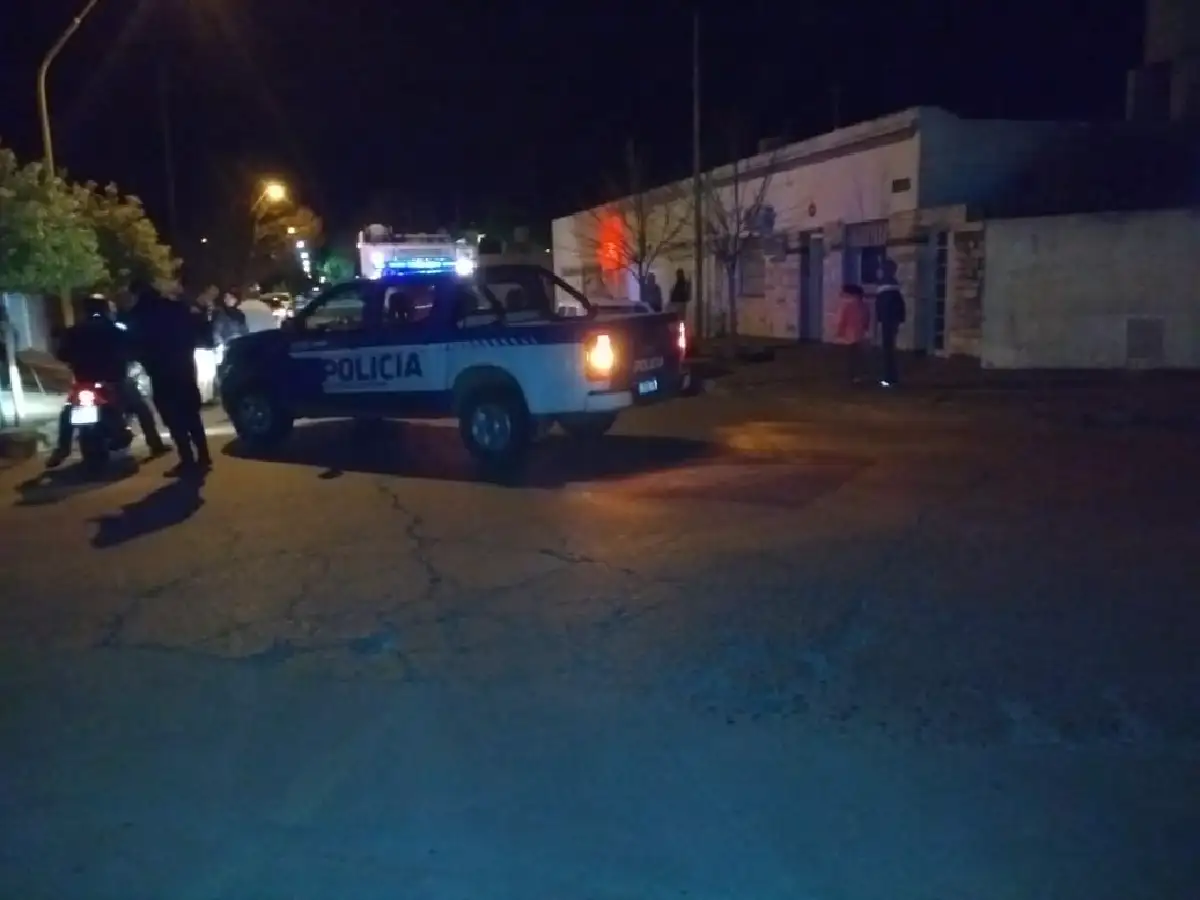 Bomberos controlaron incendio en una vivienda de barrio José Hernández 