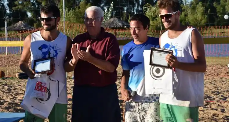 Lautaro Vuconich y Martín Canoura ganaron la Copa Marcos Bermingham