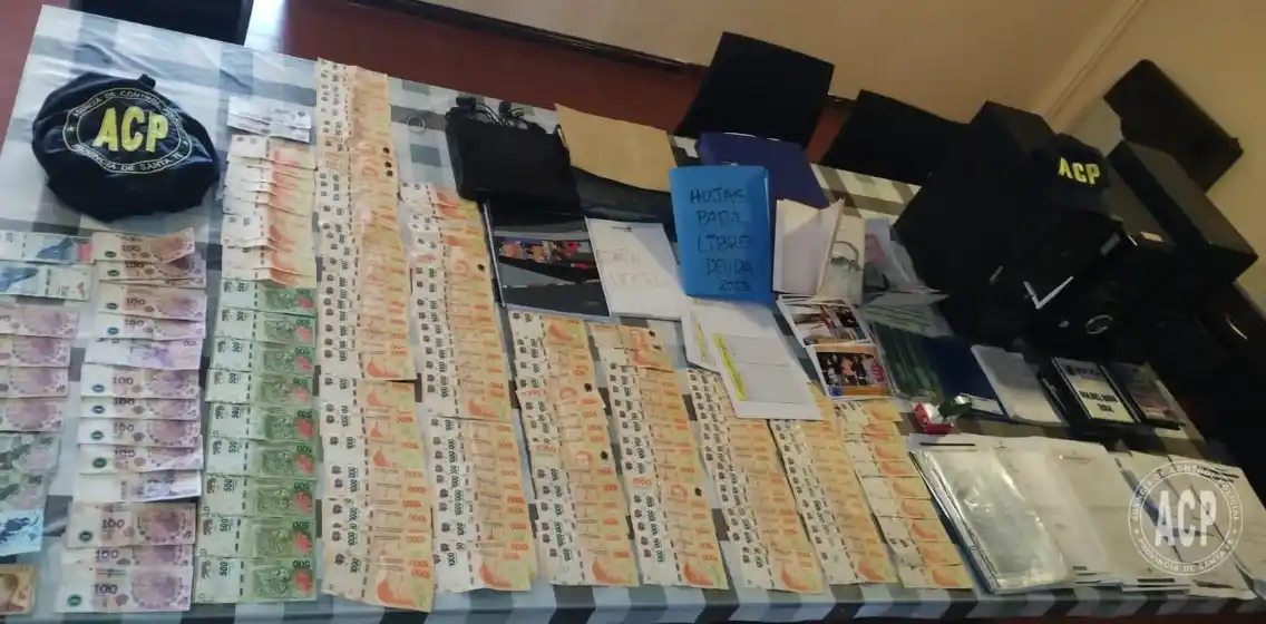 Tras una decena de allanamientos, encontraron una suma millonaria en la casa de Alberdi del secretario general de la Uocra