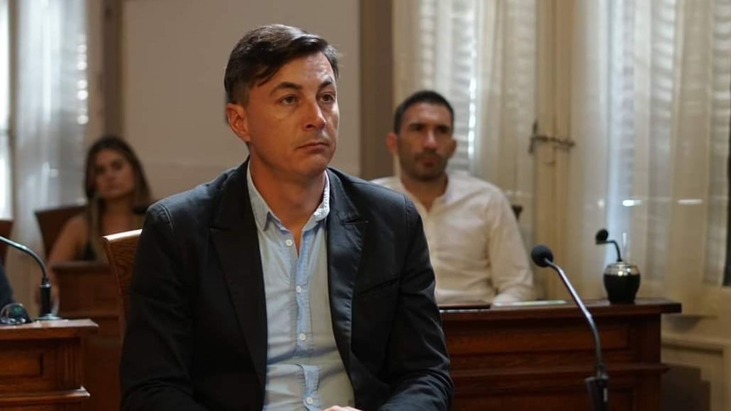 El concejal de Unión por la Patria Darío Méndez presentó la propuesta sobre el final de la última sesión.