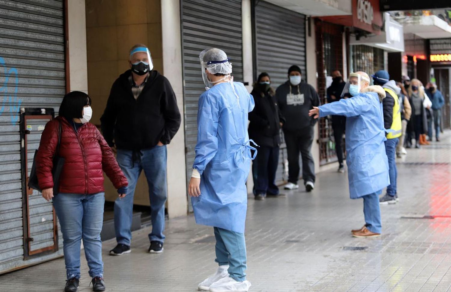 Argentina otra vez batió su récord de contagios en un día: Superó los 4500