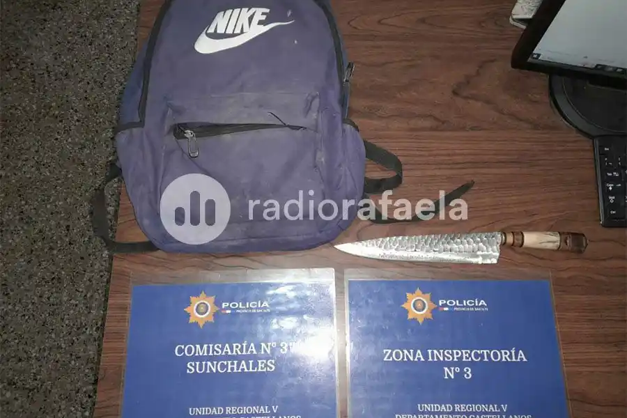 Detenido por agredir al sobrino con un cuchillo