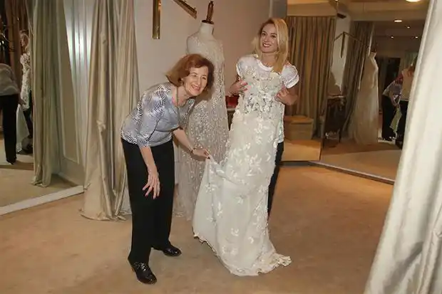 ¿Cero cábalas? Jésica Cirio realizó su última prueba de vestido de novia