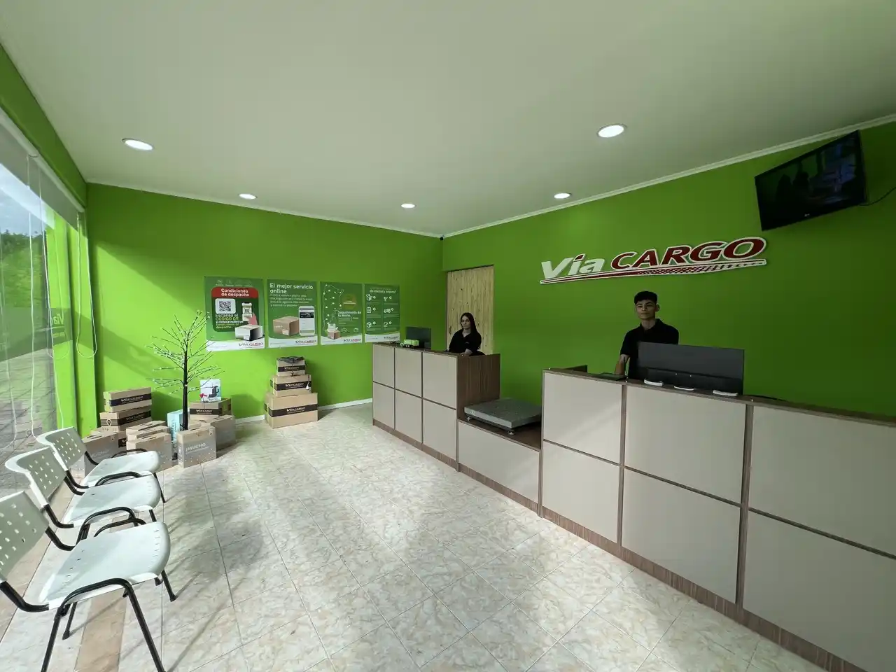 Inauguración de nuevo local de Vía Cargo en Pellegrini 2450 - 5