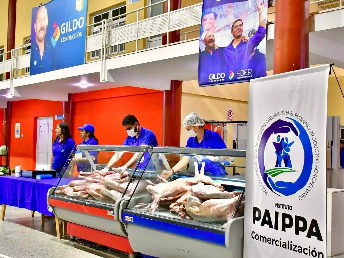 Habrá venta especial de chivitos en la feria paippera del barrio La Paz