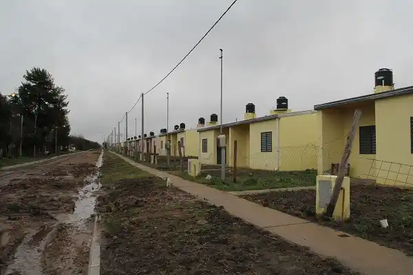 Nieto aseguró que las 200 Viviendas se entregarán antes de finalizar el año
