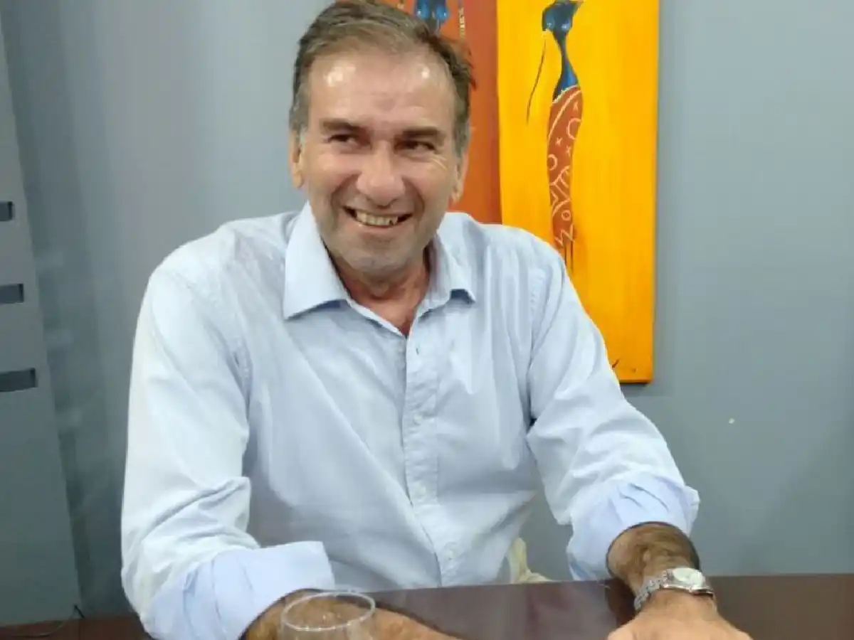 Senador tiene "esperanza" de que Negri y Mestre arriben a un acuerdo 