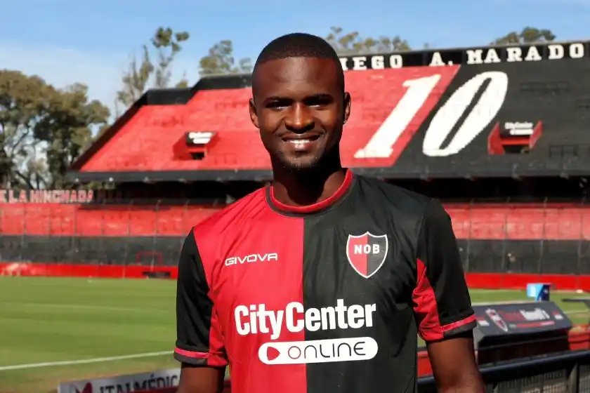 Newell’s anunció la incorporación del colombiano Carlos Ordóñez