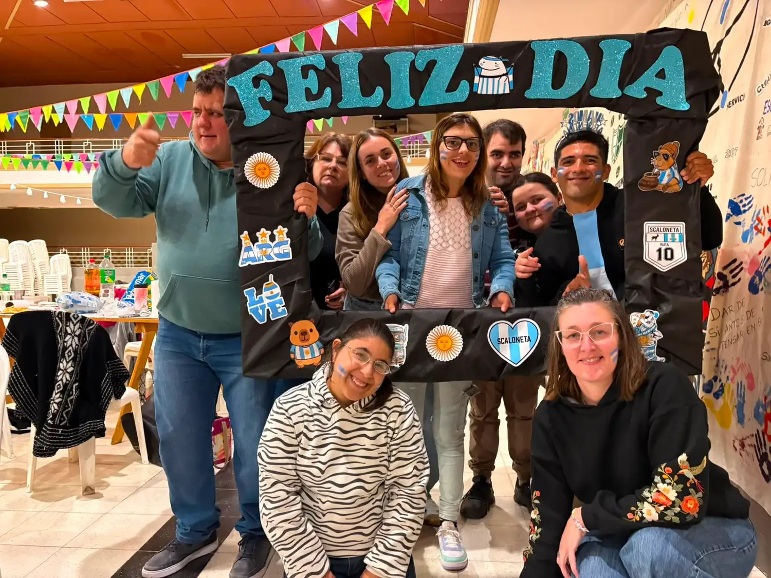 La ciudad de San Vicente celebró el Día del Amigo con una jornada inclusiva en el Salón Sarmiento - 2