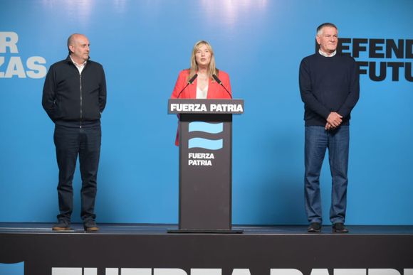Optimismo en el búnker bonaerense de Fuerza Patria: "La Provincia reafirma el rechazo al gobierno de Milei"
