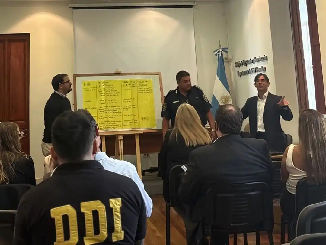Debate sobre la necesidad de avanzar en estrategias de investigación penal, se desarrolló en la jornada de hoy en Necochea