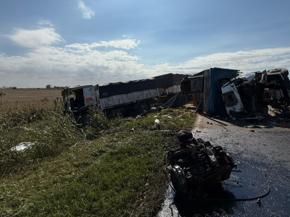 Dos heridos de gravedad tras un choque frontal entre camiones en la ruta 91