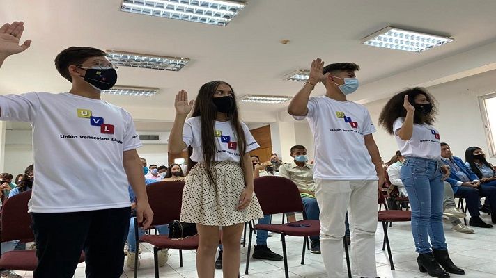 Trabajarán por mejorar su futuro: juramentada la Unión Venezolana de Liceístas