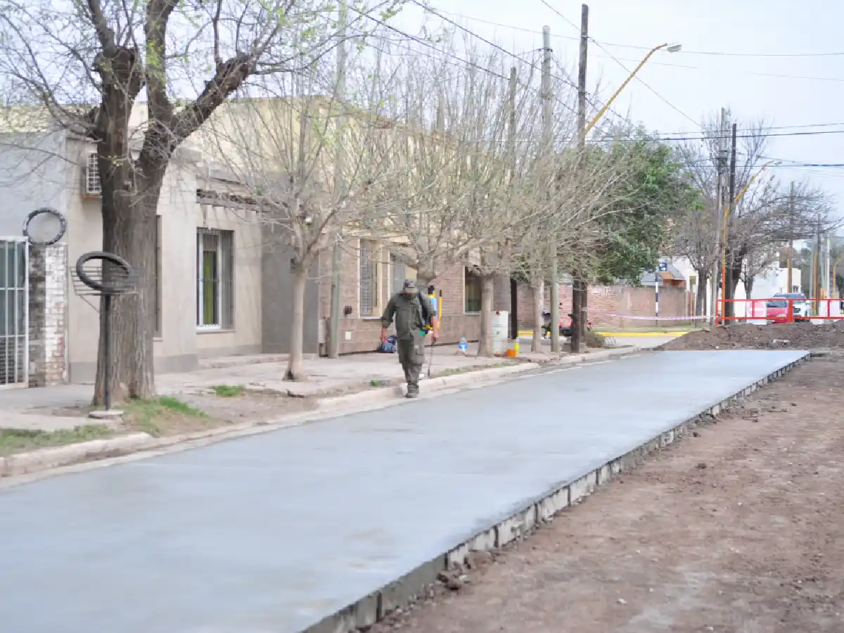 Comenzó la pavimentación en barrio 9 de Septiembre 