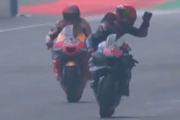 Bezzecchi el más rápido en el primer entrenamiento