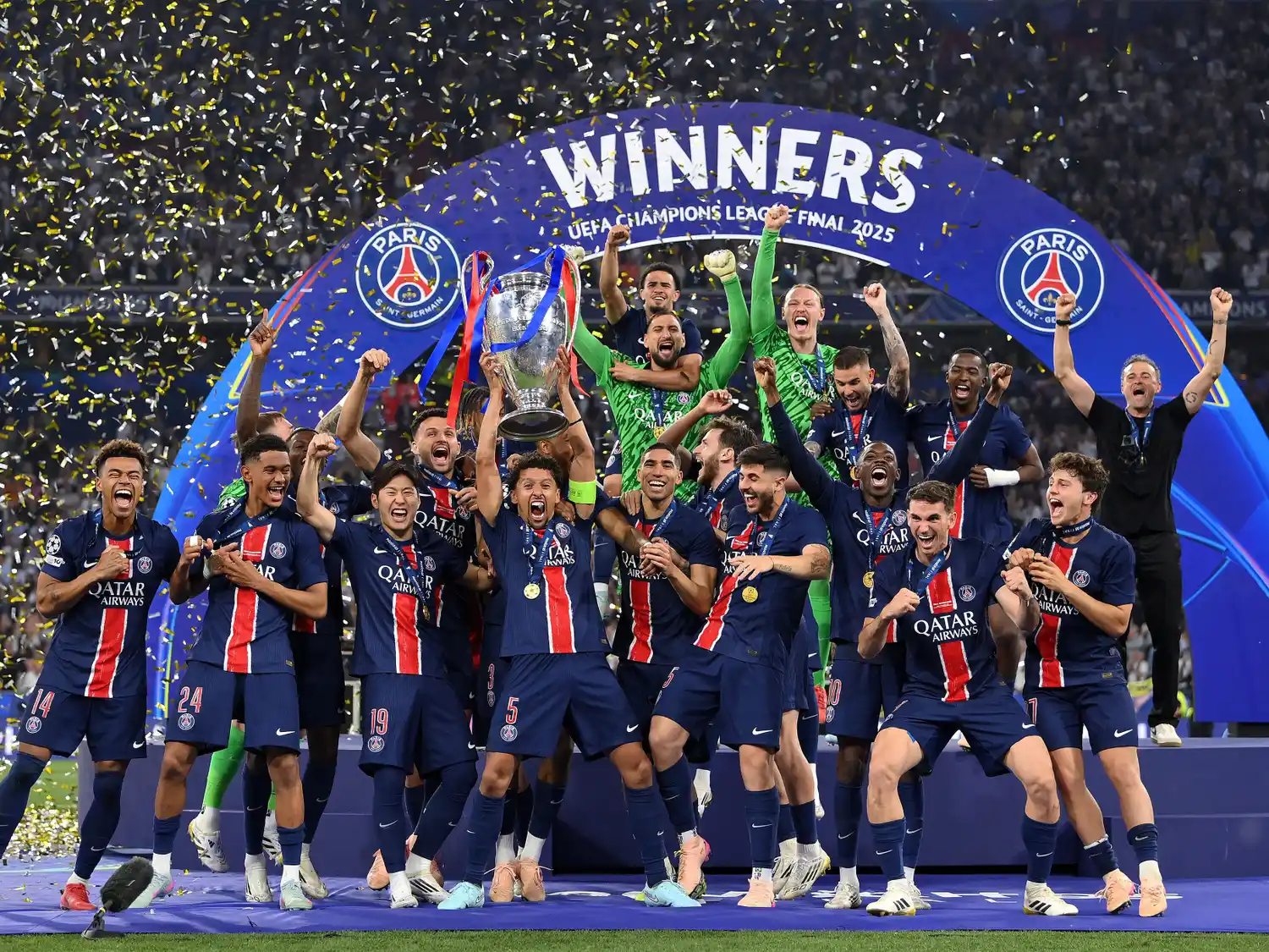 El festejo final del PSG, tras una final sin equivalencias.