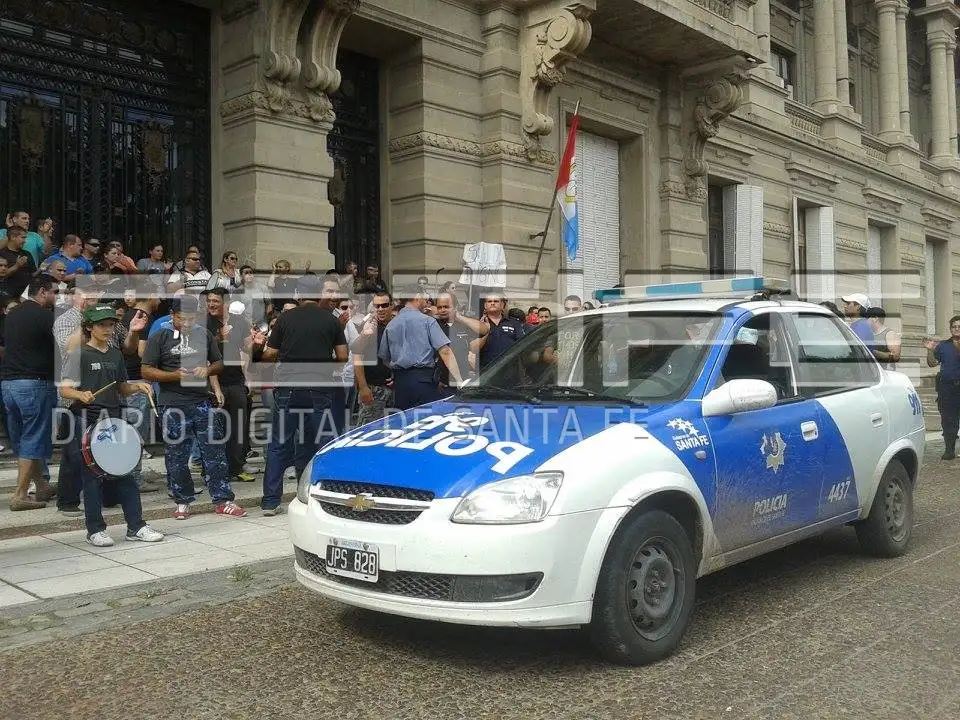 Se suspendió la indagatoria a los acusados por el levantamiento policial de diciembre de 2013