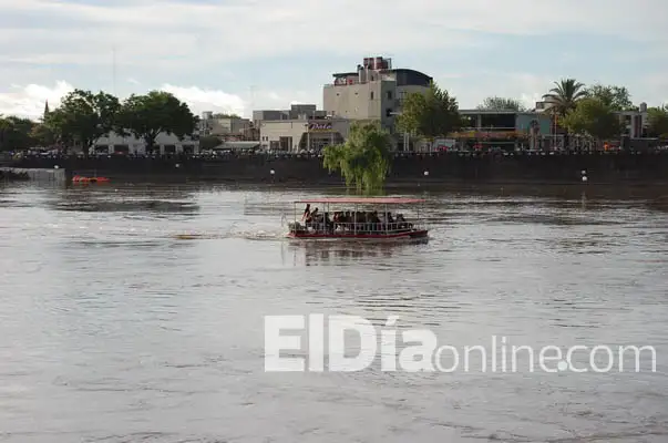 El río en Puerto local: 3.30 metros crece