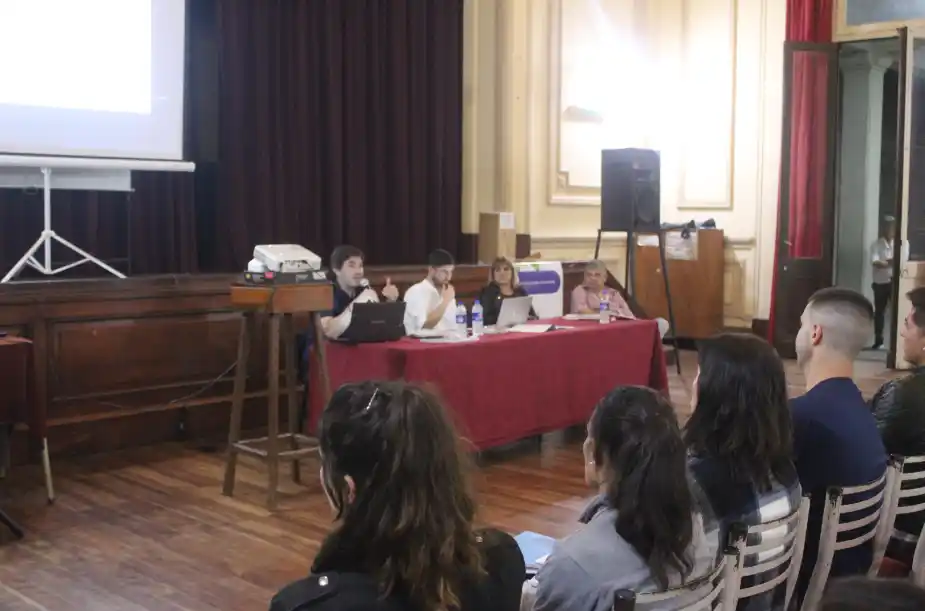 Elecciones: en Gualeguay comenzó la capacitación para autoridades de mesa