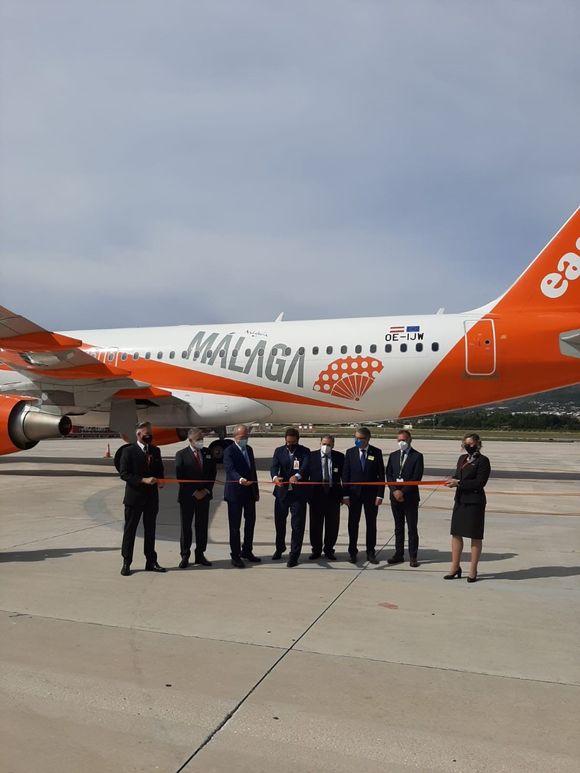 Protests in Europe force new Ryanair strike and resignation of EasyJet COO