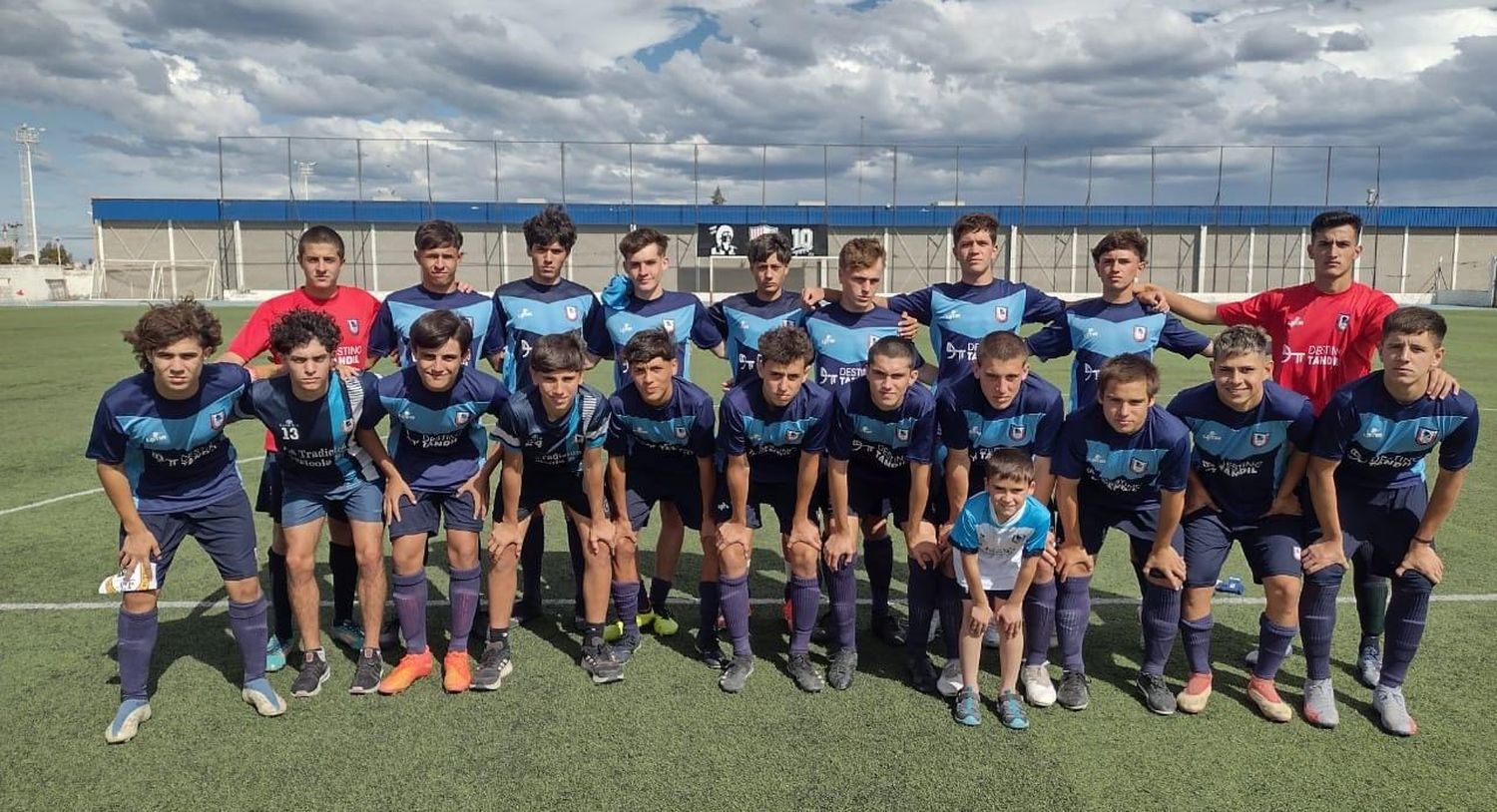 Triunfo vital de Tandil, que acaricia las semifinales