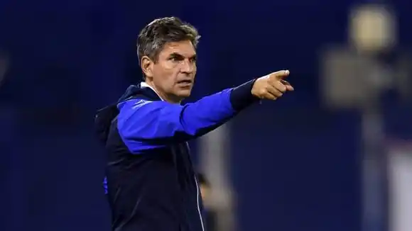 Mauricio Pellegrino dejó de ser el entrenador  de Vélez Sarsfield