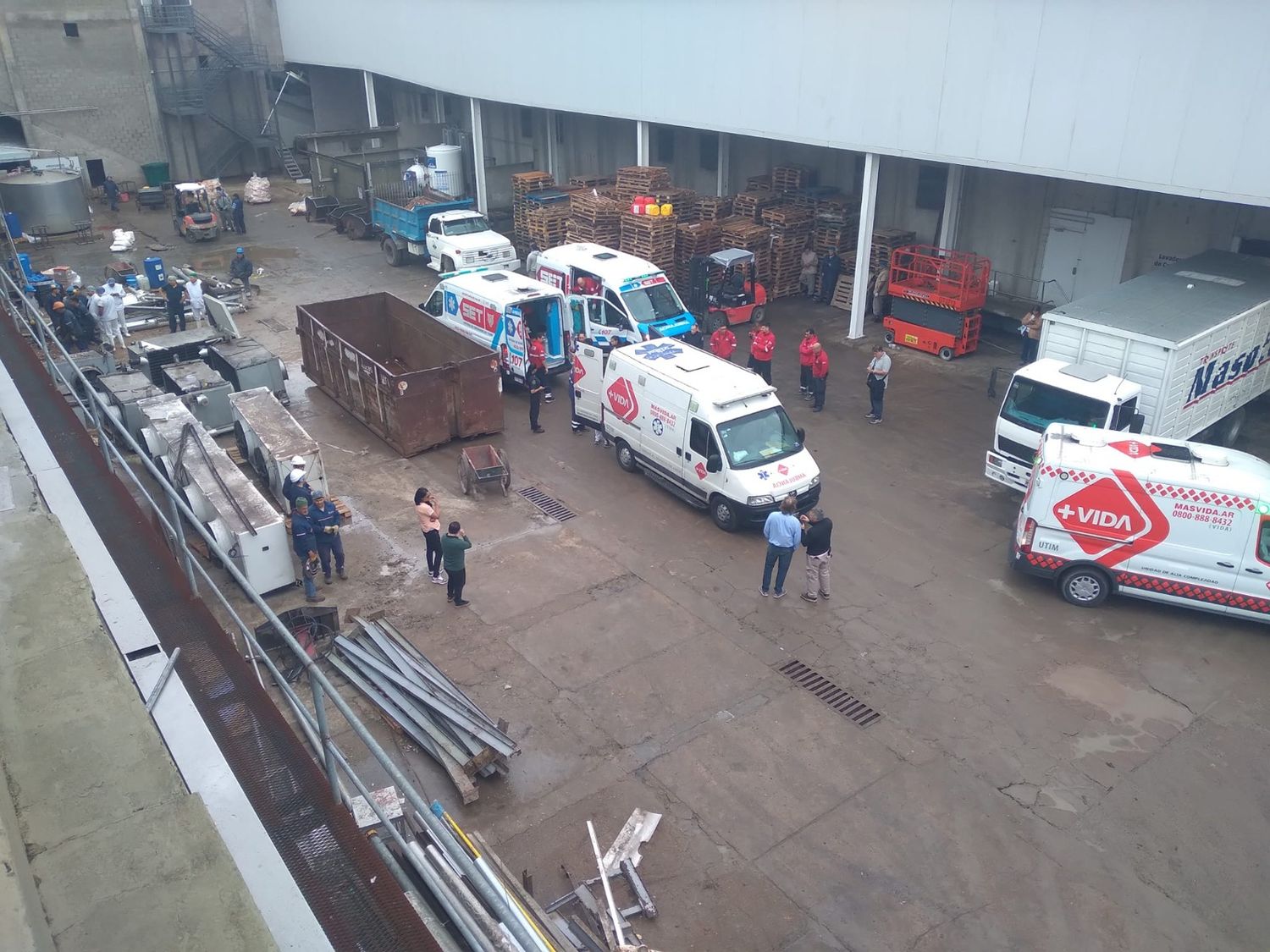 Peritos policiales iniciaron investigación y se aguardan definiciones de autoridades laborales.