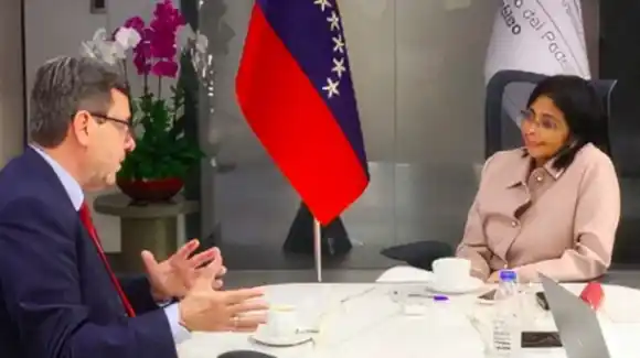 ¡AL PÉTROLEO NI CON EL PÉTALO! Ruptura de relaciones con España no afectará cooperación con REPSOL (DETALLES)