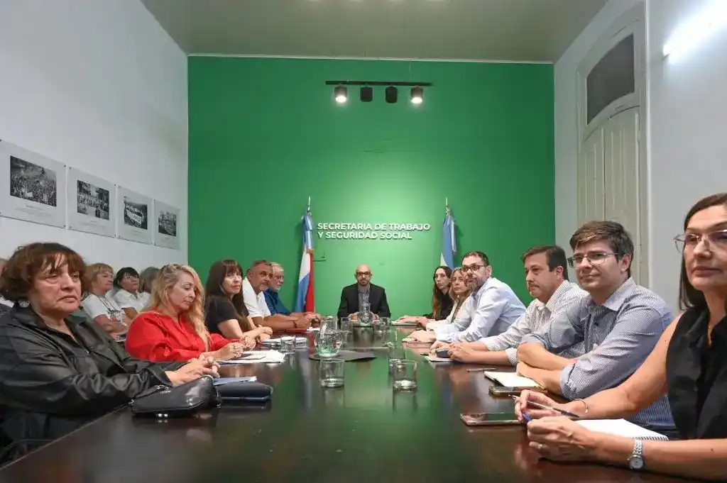 Paritaria estatal: hubo propuesta del Gobierno y la negociación pasó a un cuarto intermedio