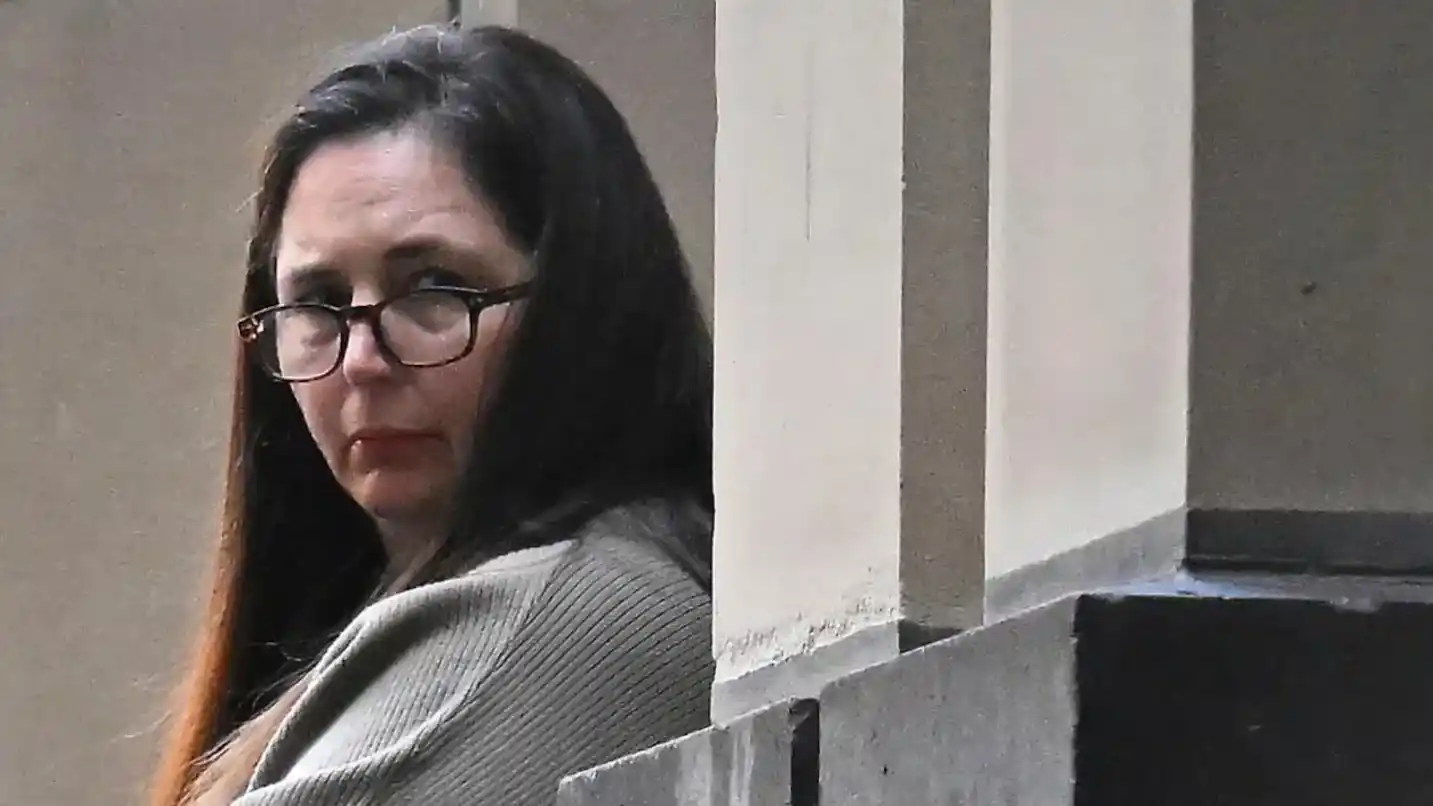 La mujer fue hallada culpable de tres homicidios y un intento de homicidio tras organizar un almuerzo con champiñones venenosos. (Foto: James Ross / AP)