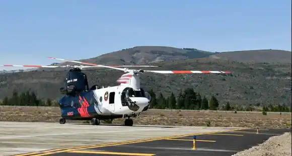 El Ministerio de Ambiente sumó un helicóptero Chinook para combatir incendios