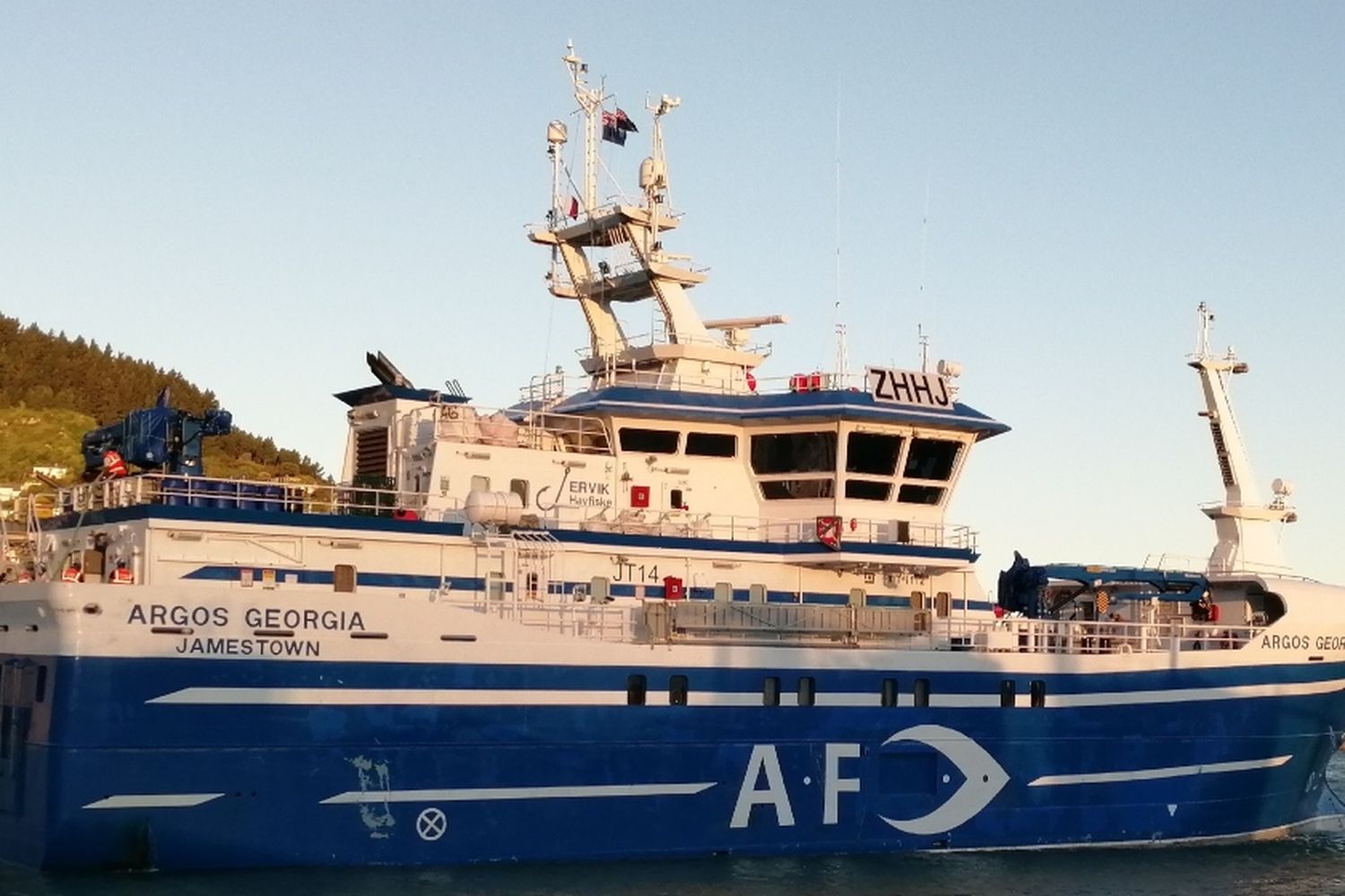 Se hundió un barco en Islas Malvinas: hay nueve muertos y cuatro desaparecidos