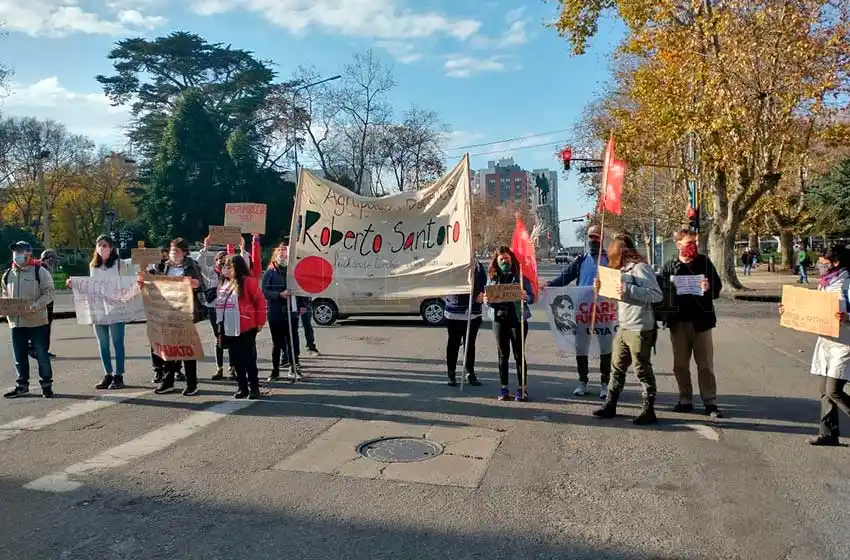 Docentes se oponen al retorno de clases presenciales "en estas condiciones"