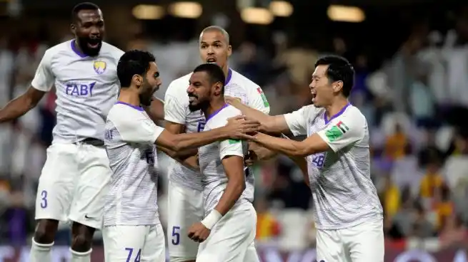 Al Ain goleó al Esperance y será el rival de River en semifinales