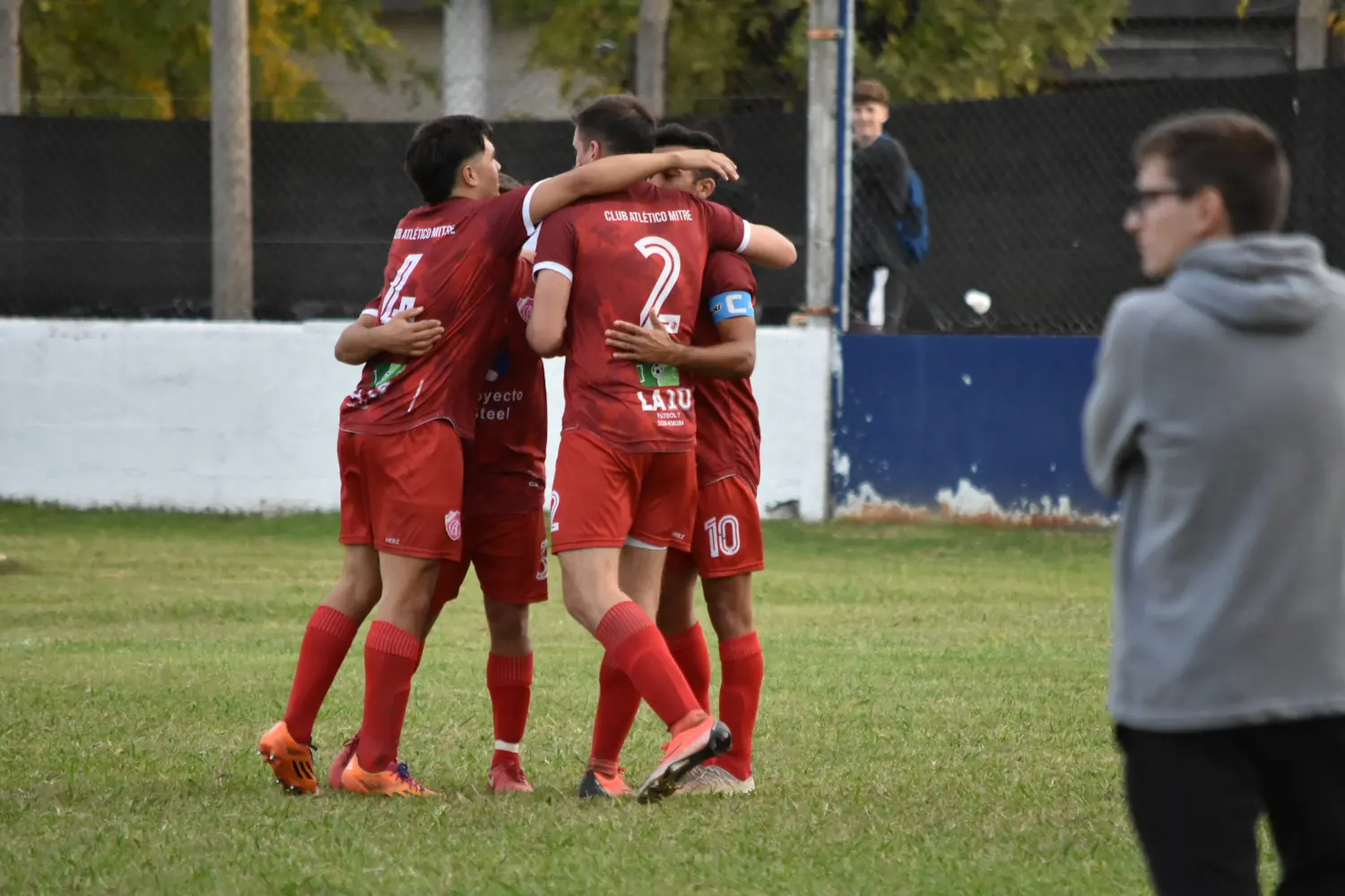 Apertura para Primera A: Independencia no afloja y Mitre se sacó de encima a Sportivo