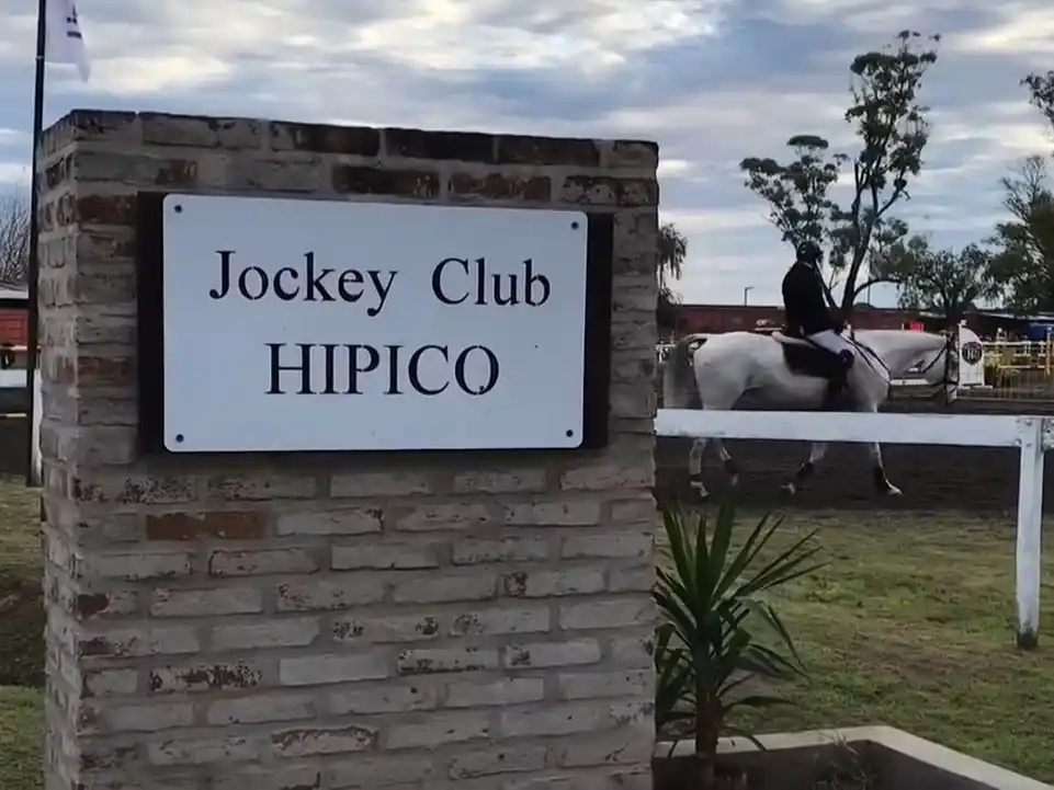 saltos hipicos regional  jockey club
