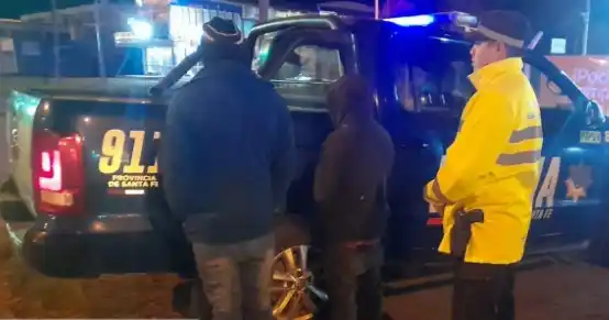 Venado Tuerto: iban en remis a visitar a un preso federal, llevaban más de un millón de pesos