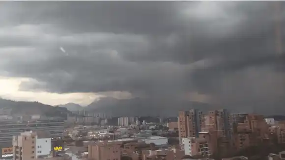 Se vienen INTENSAS y FUERTES LLUVIAS para Colombia