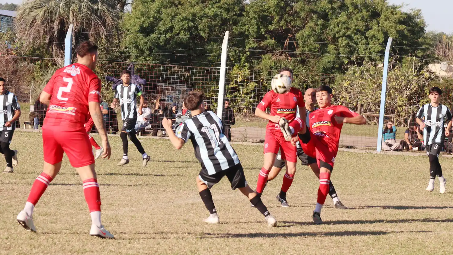 Libertad campeón del fútbol concordiense y dueño de su estrella número 29