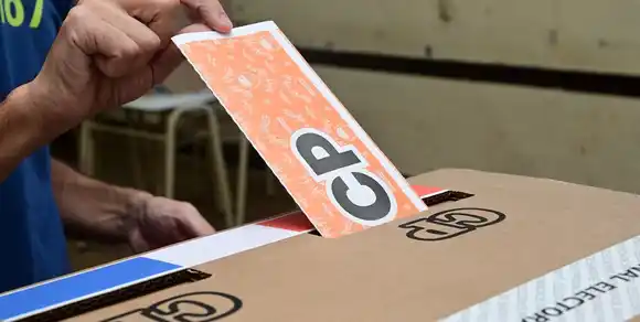 Comenzó el escrutinio definitivo a cargo del Tribunal Electoral