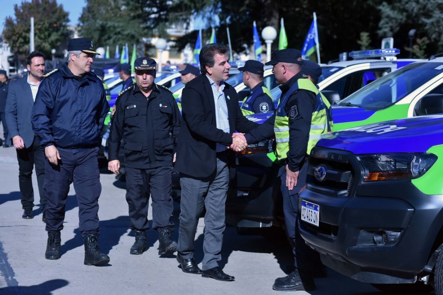 Ritondo entregó 75 patrulleros para los municipios de la Provincia