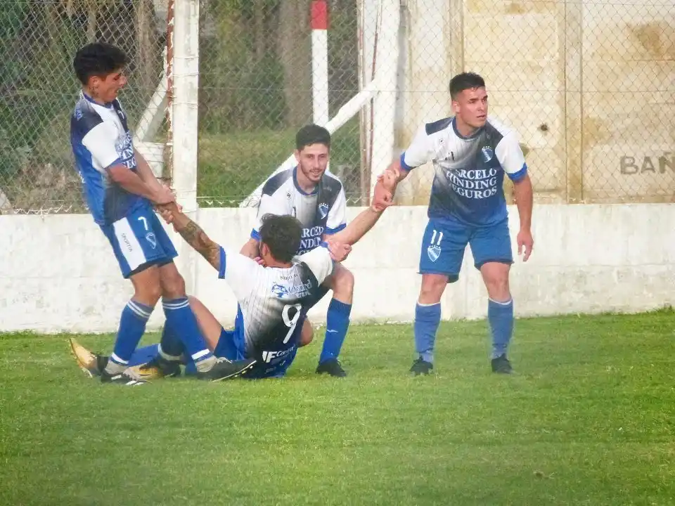 Quedaron a mano en Indio Rico