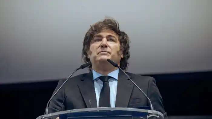 Otra encuesta privada reveló que la imagen negativa de Milei trepó al 59,6%