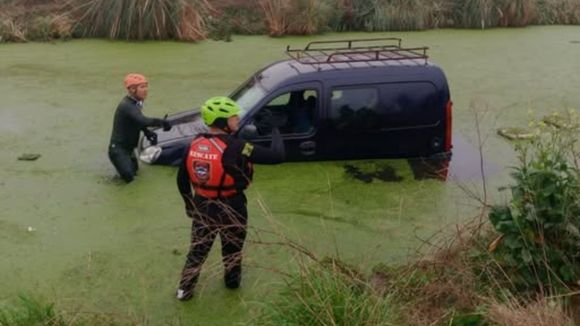 Accidente en Ruta 11: seis personas ilesas tras despiste de Kangoo en Santa Teresita