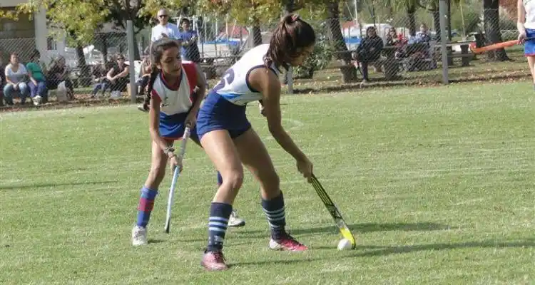 Hockey: Náutico viaja a Pergamino