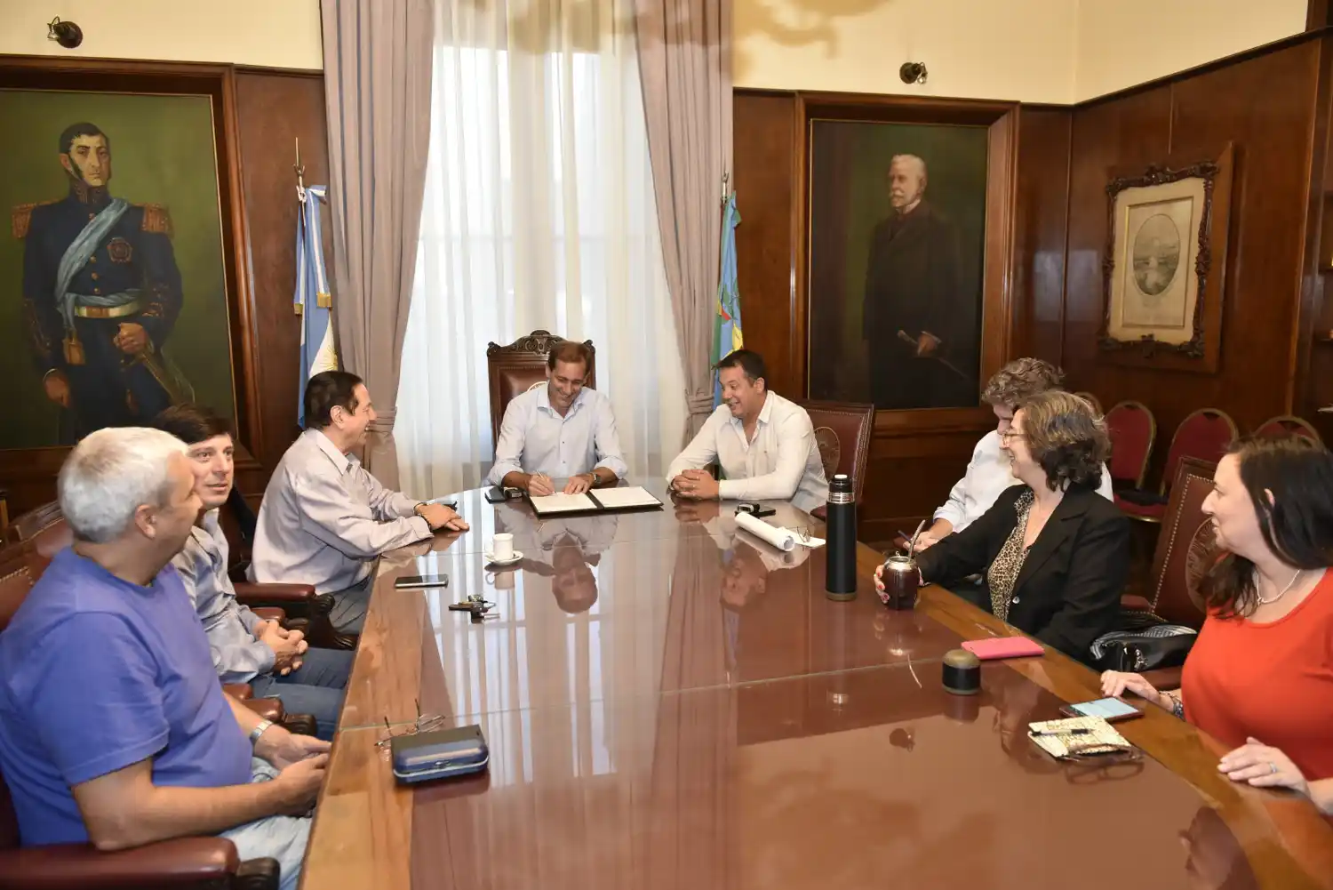 Paritaria 2018: Garro acordó un 15% de aumento para los municipales de La Plata