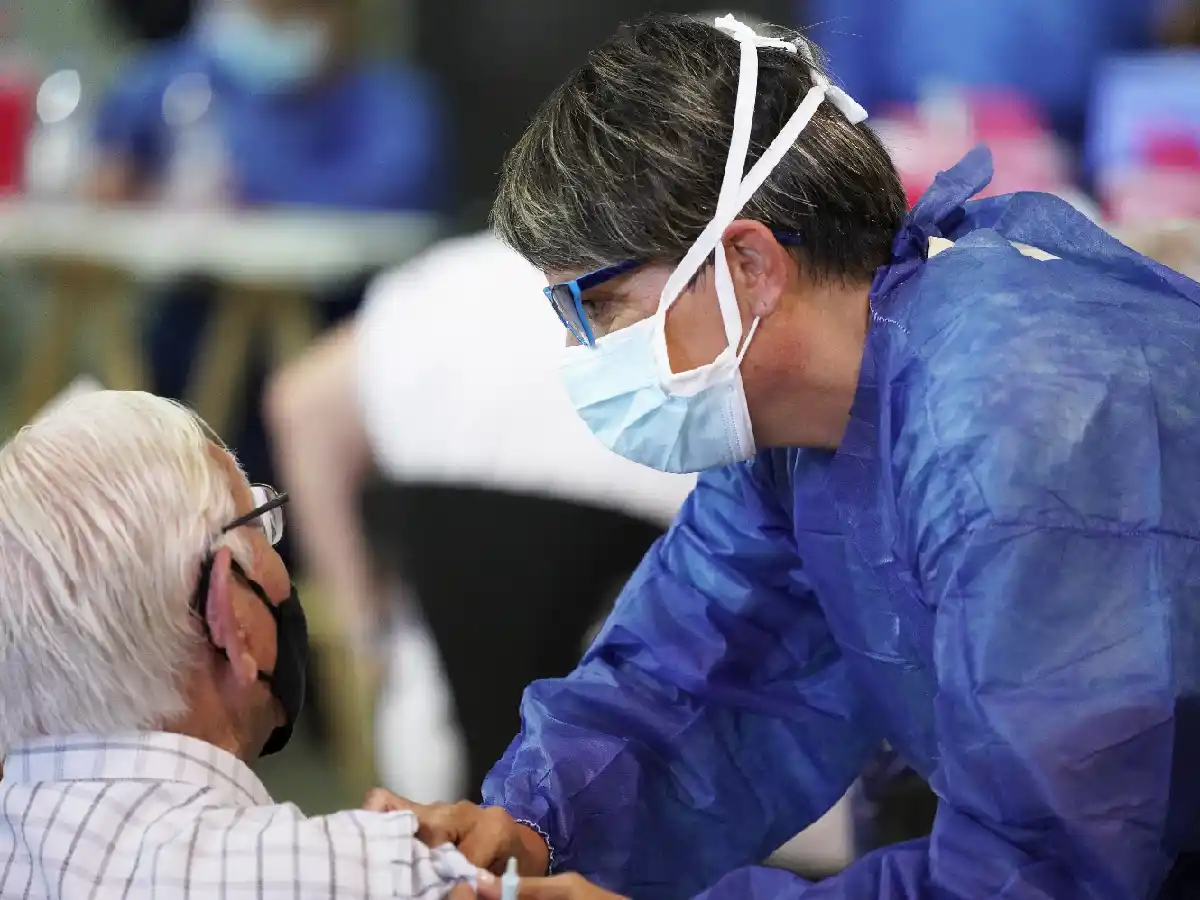 Cómo continúa la campaña de vacunación con la llegada de un nuevo lote de la Sputnik V