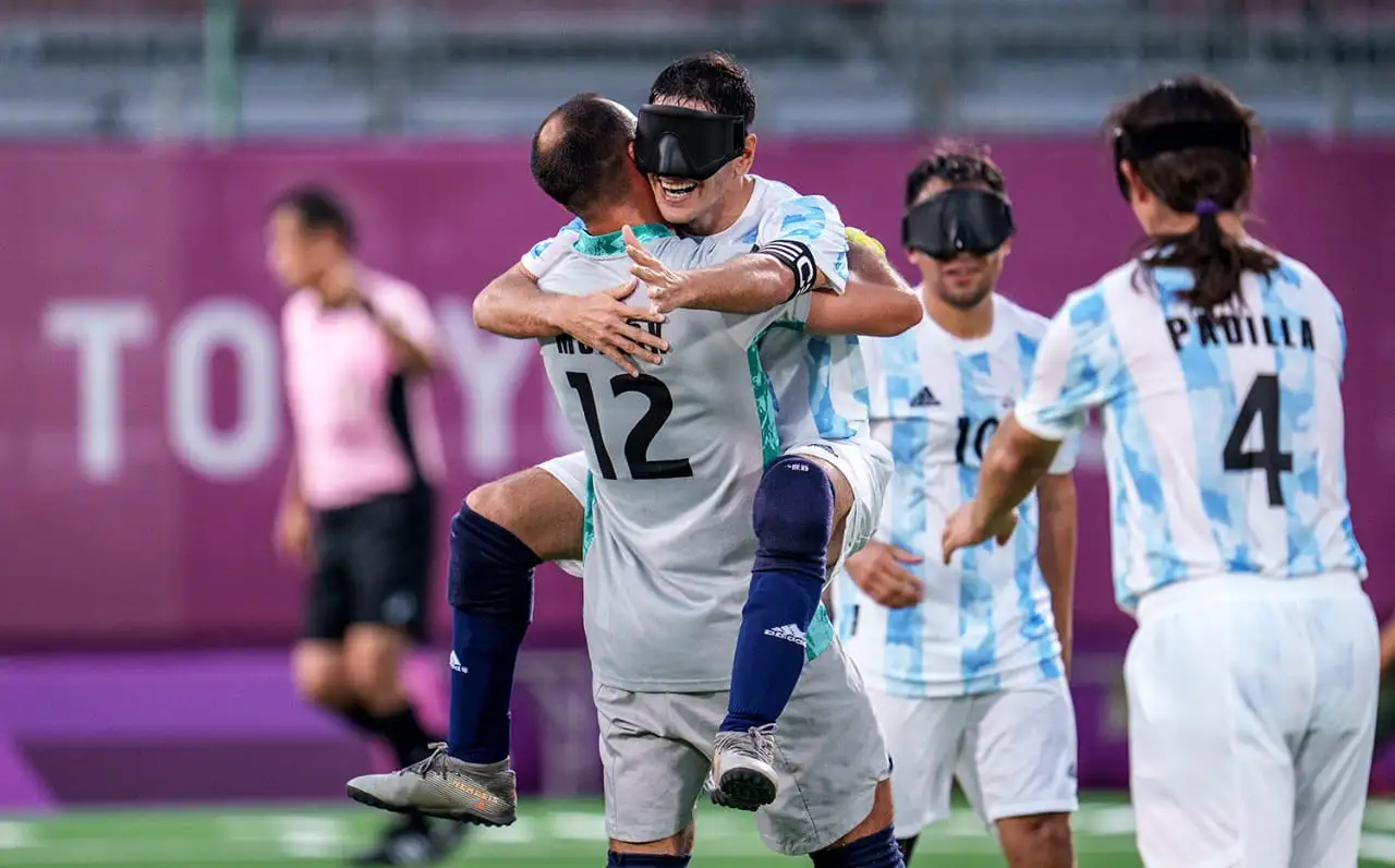 Los Murciélagos vencieron a China y jugarán por la medalla de oro