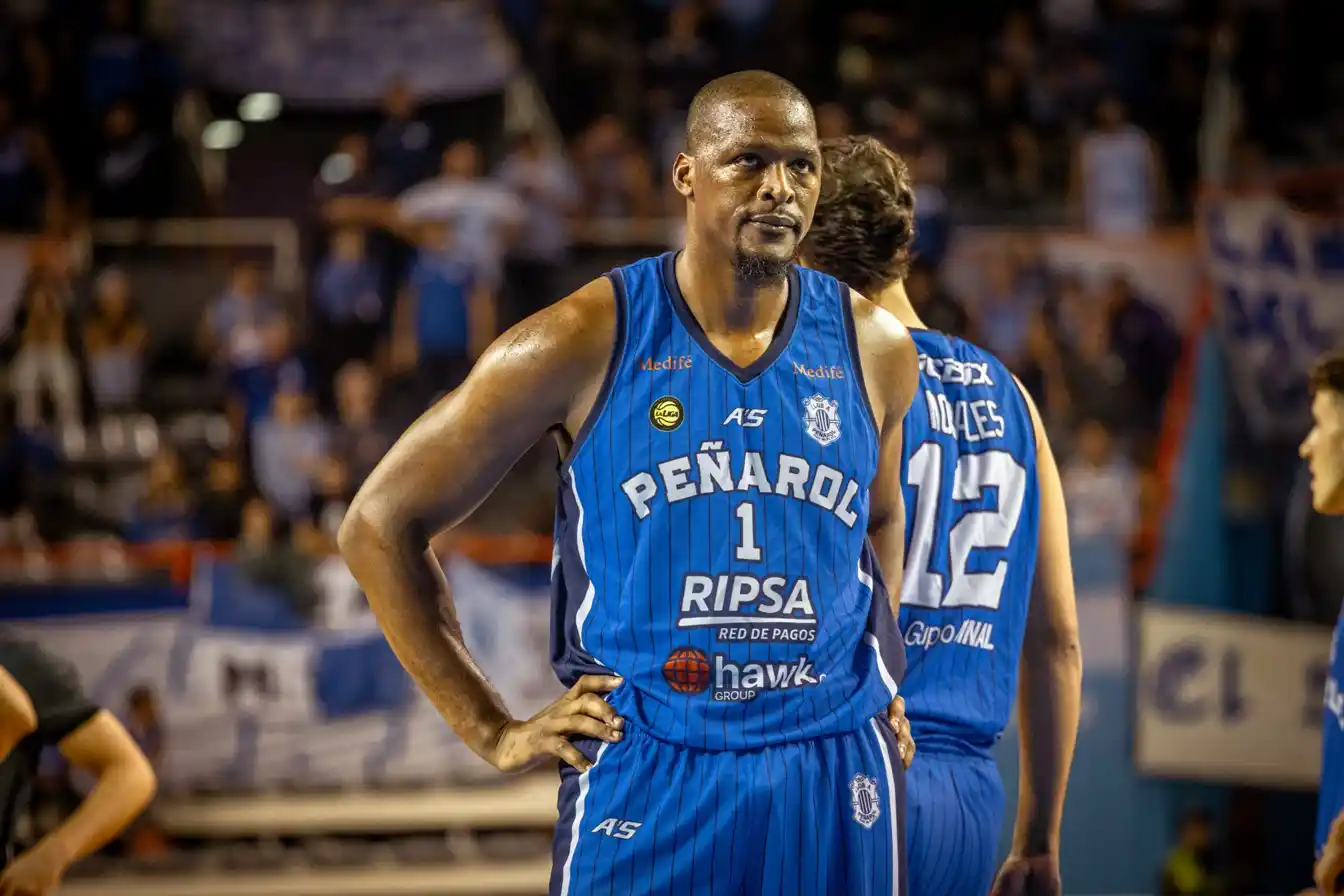 Peñarol - Olímpico - Al Thornton